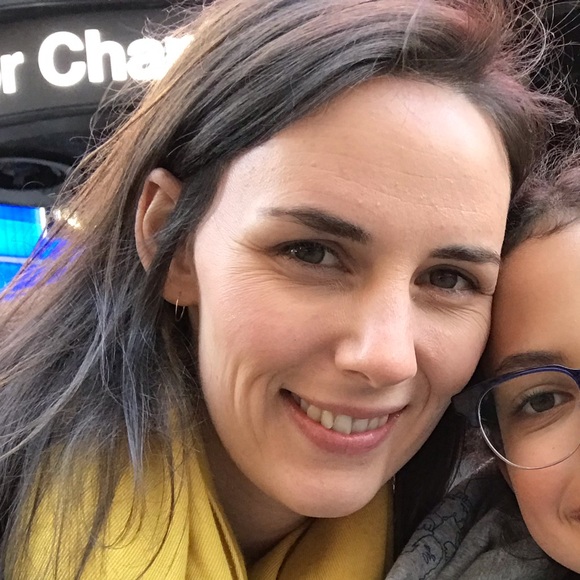 Meet your Posher, Anne - Picture 1 of 1